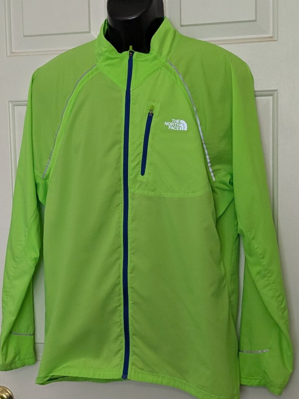 The North Face Flight Series Women's Jacket Size L Green .